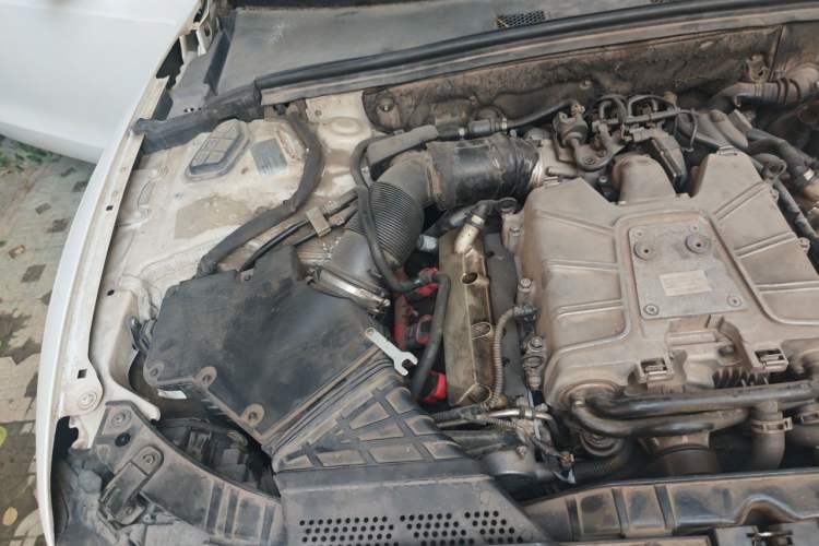 Used Audi S5 2010 S5 3.0T Cabriolet Engine Bay Right