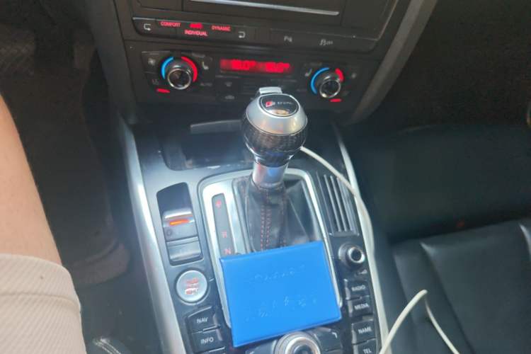 Used Audi S5 2010 S5 3.0T Cabriolet Gear Lever