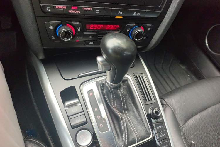 Used Audi S5 2010 S5 3.0T Sportback Gear Lever