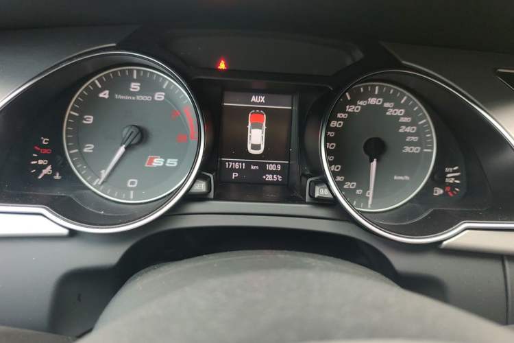 Used Audi S5 2010 S5 3.0T Sportback Instrument Cluster