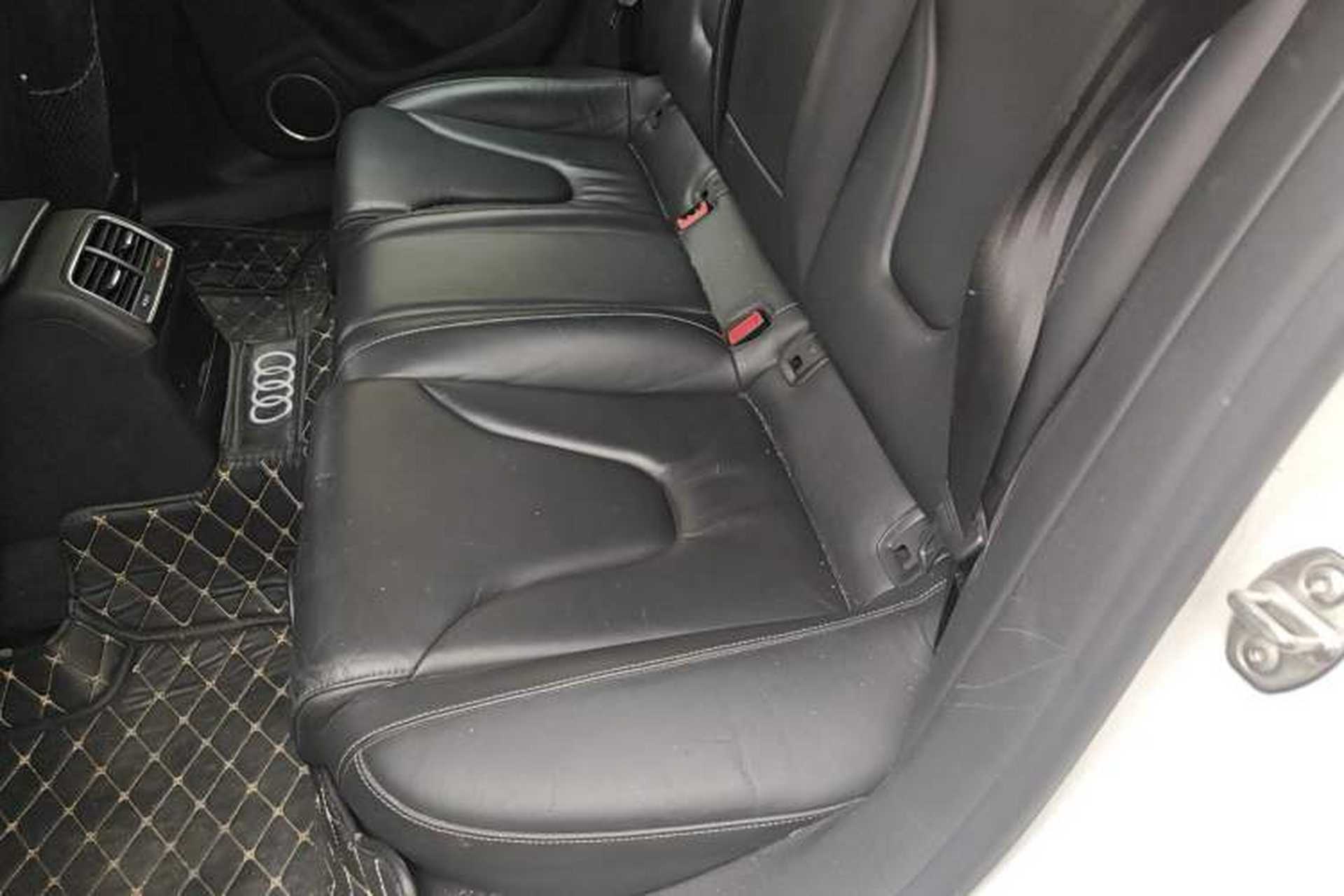 Used Audi S5 2010 S5 3.0T Sportback Interior 4