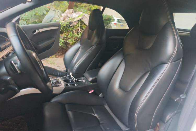 Used Audi S5 2010 S5 3.0T Cabriolet Left Front Seat