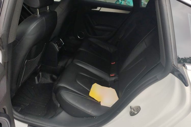 Used Audi S5 2010 S5 3.0T Sportback Left Rear Seat