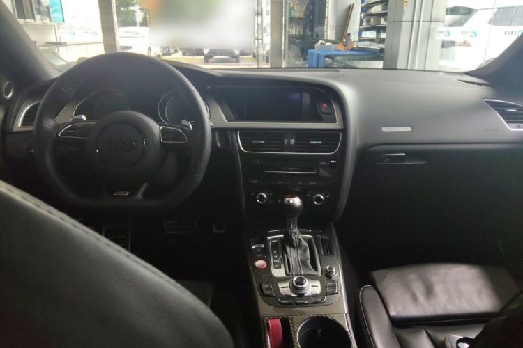 Used Audi S5 2012 S5 3.0T Sportback Center Console