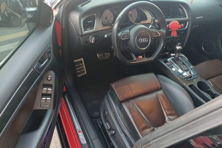 Used Audi S5 2012 S5 3.0T Sportback Driver Seat