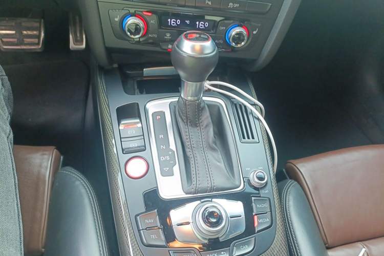 Used Audi S5 2012 S5 3.0T Sportback Gear Lever
