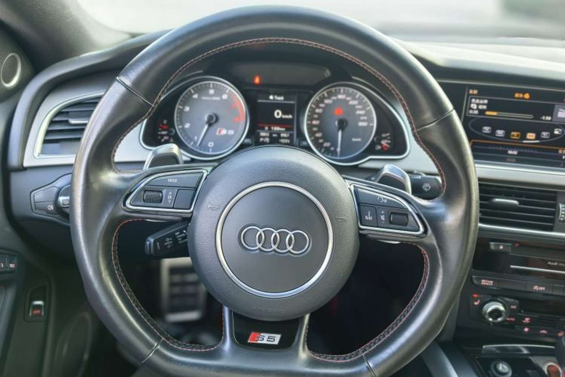 Used Audi S5 2012 S5 3.0T Coupe Interior 3