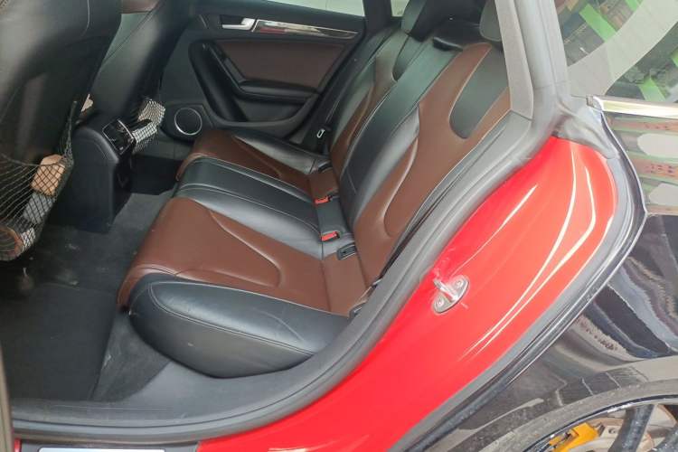 Used Audi S5 2012 S5 3.0T Sportback Left Rear Seat