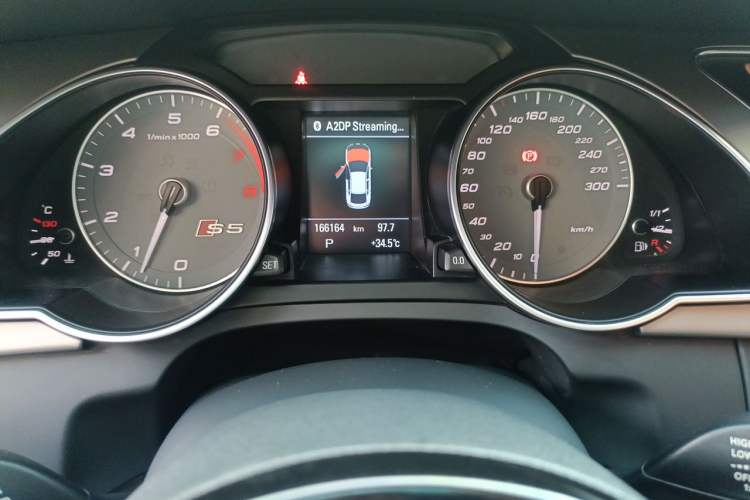 Used Audi S5 2012 S5 3.0T Sportback Odometer Close Up