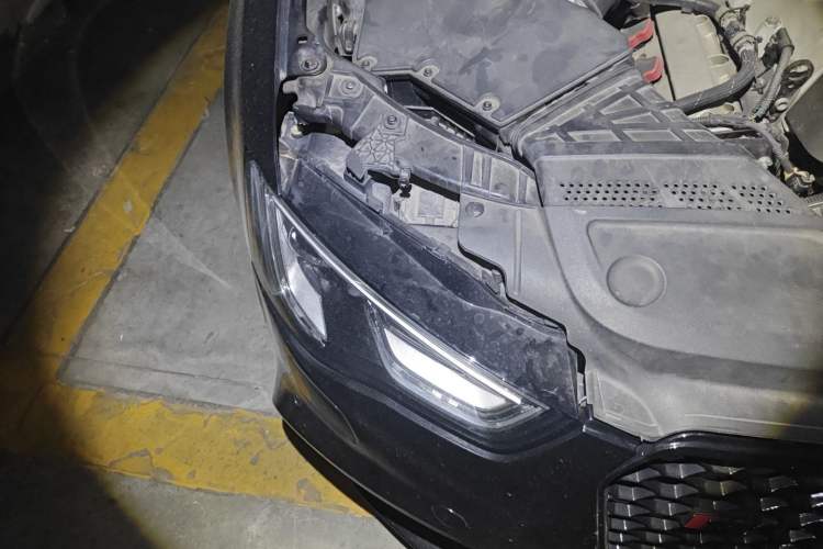 Used Audi S5 2012 S5 3.0T Sportback Right Front Headlight