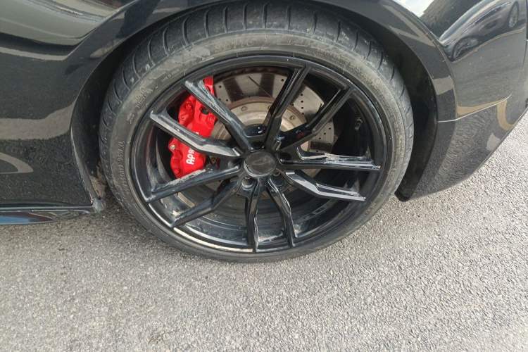 Used Audi S5 2012 S5 3.0T Sportback Right Front Wheel Hub