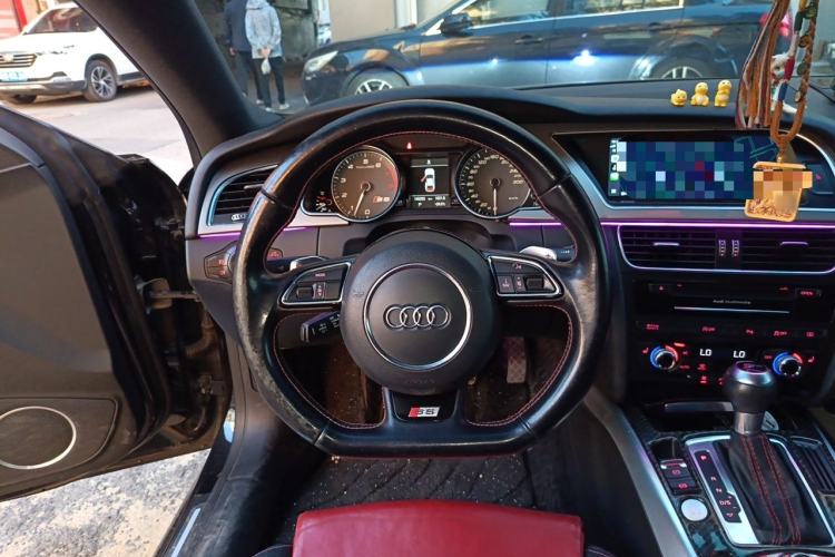 Used Audi S5 2012 S5 3.0T Coupe Steering Wheel