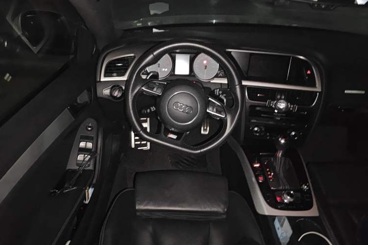 Used Audi S5 2012 S5 3.0T Sportback Steering Wheel