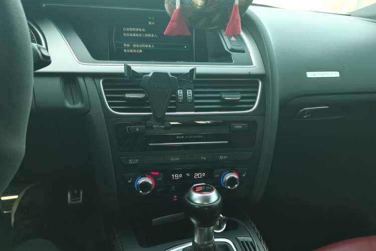 Used Audi S5 2012 S5 3.0T Sportback Audio And AC Panel