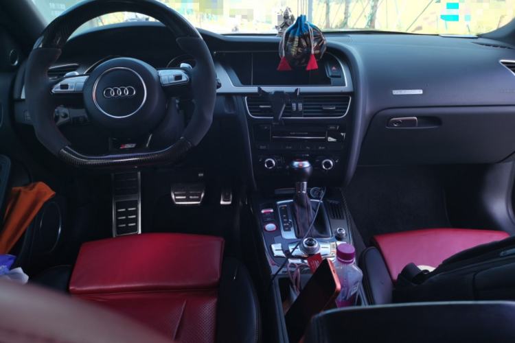 Used Audi S5 2012 S5 3.0T Sportback Center Console