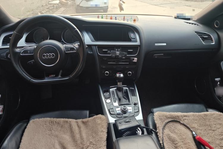 Used Audi S5 2012 S5 3.0T Sportback Center Console