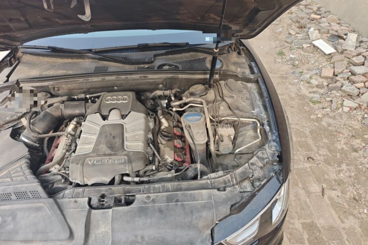 Used Audi S5 2012 S5 3.0T Sportback Engine Bay Left