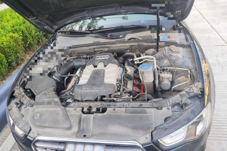 Used Audi S5 2012 S5 3.0T Sportback Engine Bay