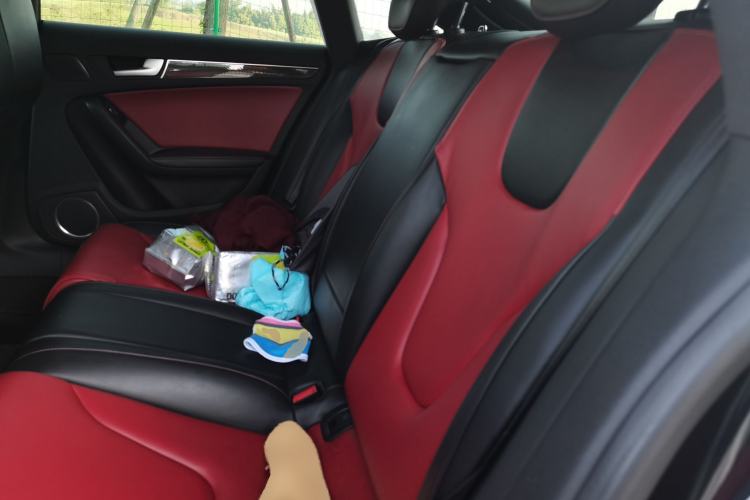 Used Audi S5 2012 S5 3.0T Sportback Left Rear Seat