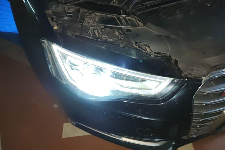 Used Audi S5 2012 S5 3.0T Sportback Right Front Headlight