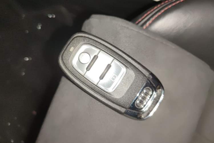 Used Audi S5 2012 S5 3.0T Sportback Vehicle Key