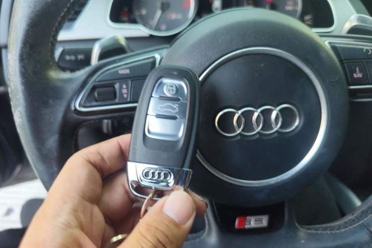 Used Audi S5 2012 S5 3.0T Sportback Vehicle Key