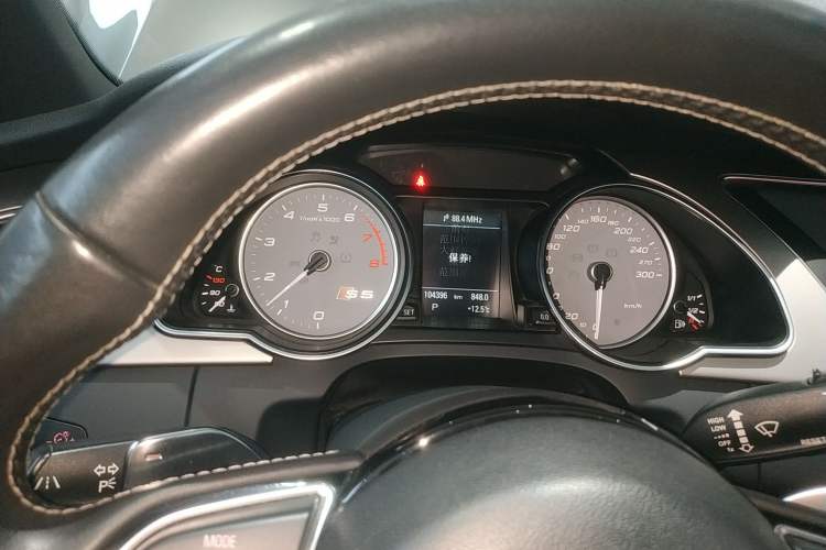 Used Audi S5 2012 S5 3.0T Cabriolet Instrument Cluster