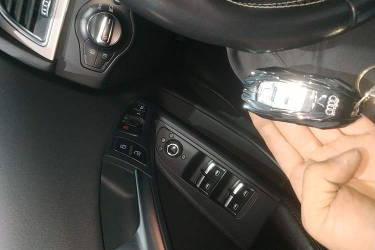 Used Audi S5 2012 S5 3.0T Cabriolet Interior 1