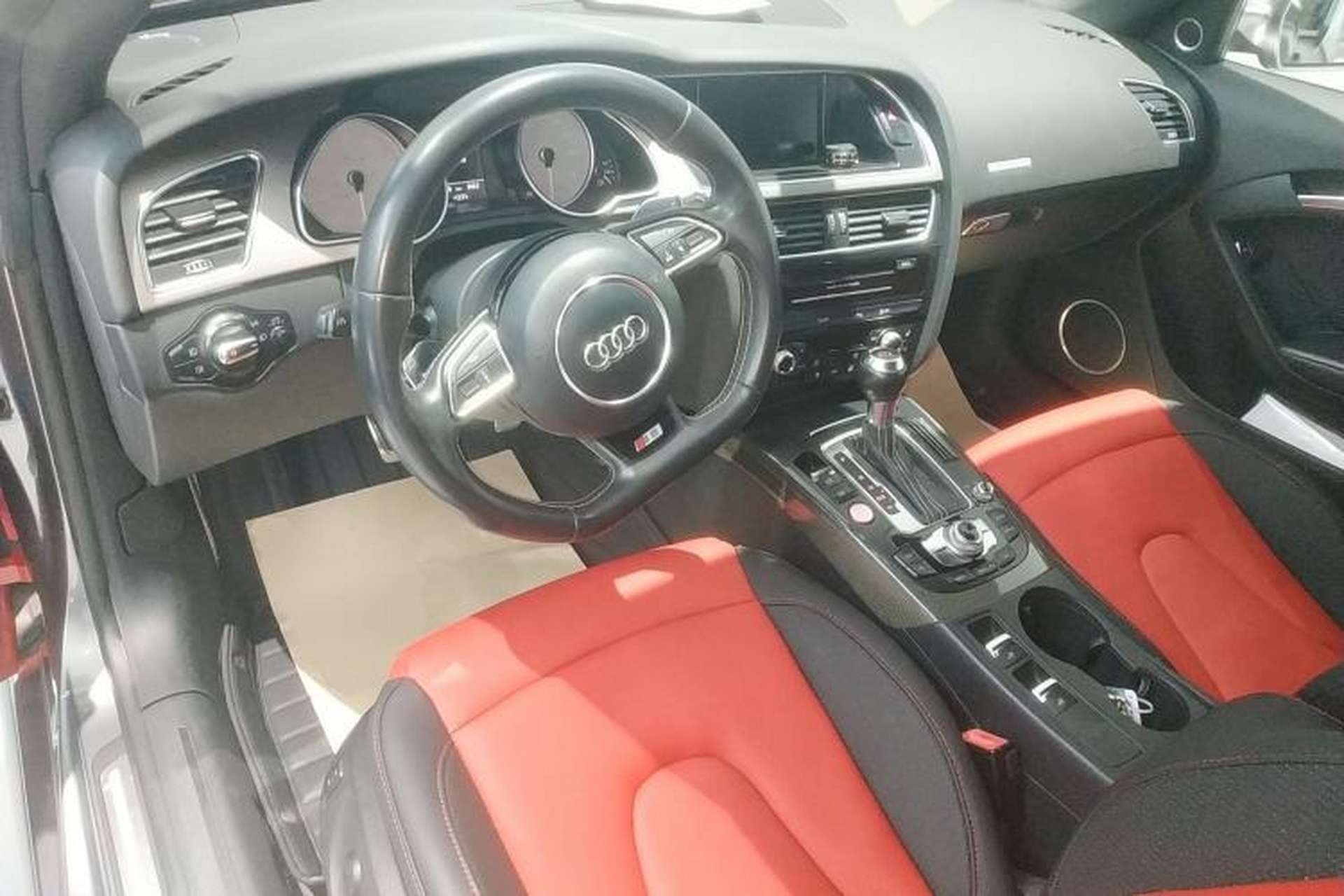 Used Audi S5 2012 S5 3.0T Cabriolet Interior 2