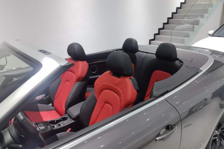 Used Audi S5 2012 S5 3.0T Cabriolet Interior 3
