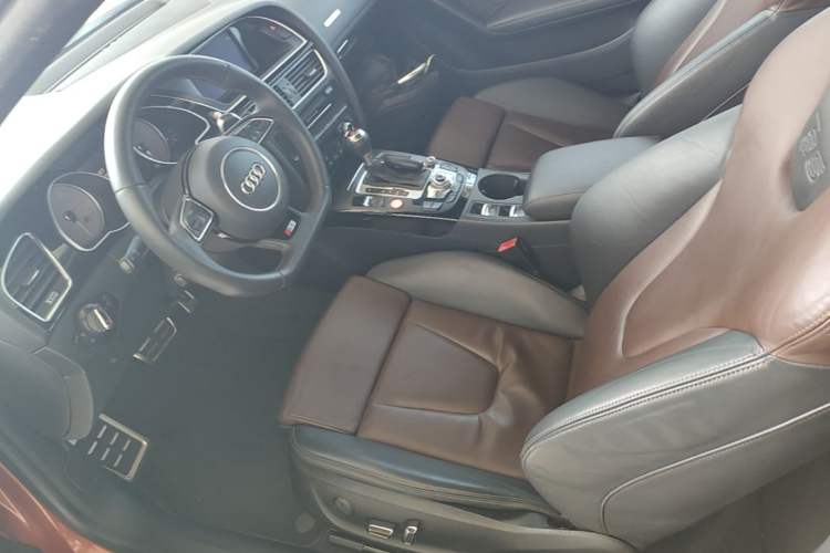 Used Audi S5 2012 S5 3.0T Cabriolet Left Front Seat