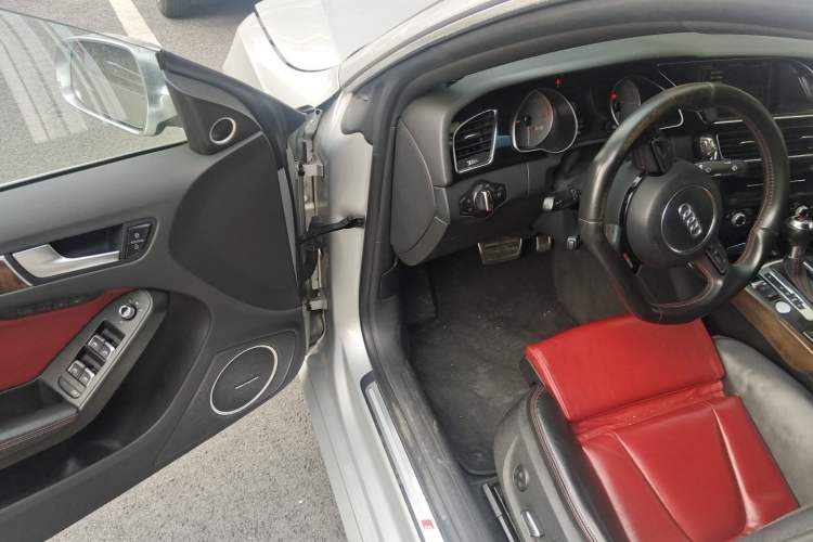 Used Audi S5 2012 S5 3.0T Sportback Driver Seat