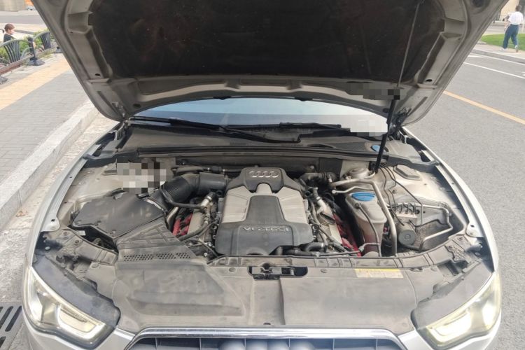 Used Audi S5 2012 S5 3.0T Sportback Engine Bay
