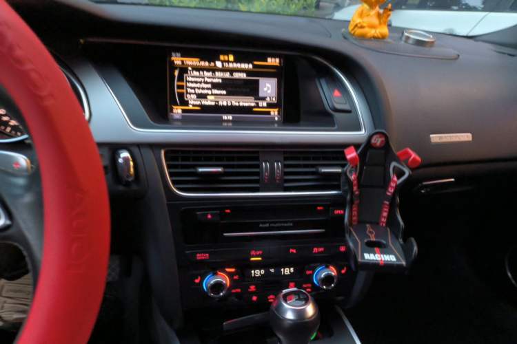 Used Audi S5 2012 S5 3.0T Coupe Audio And AC Panel