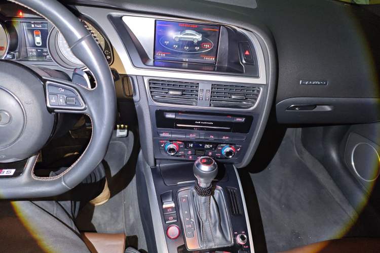 Used Audi S5 2012 S5 3.0T Sportback Audio And AC Panel