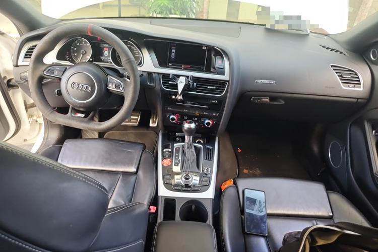 Used Audi S5 2012 S5 3.0T Coupe Center Console