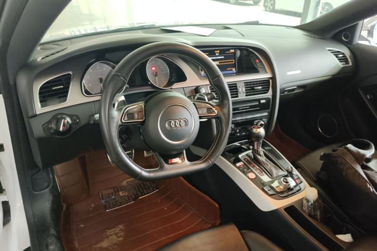 Used Audi S5 2012 S5 3.0T Coupe Center Console