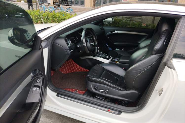 Used Audi S5 2012 S5 3.0T Coupe Driver Seat