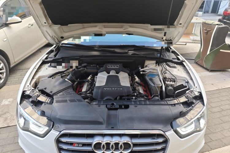 Used Audi S5 2012 S5 3.0T Coupe Engine Bay