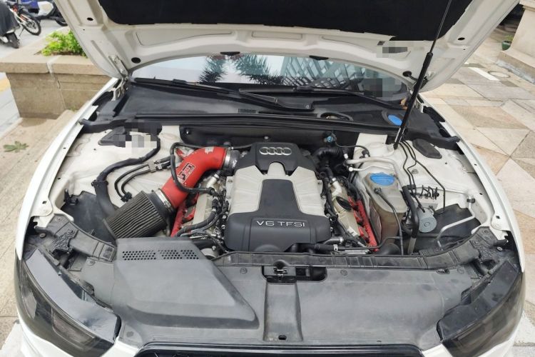 Used Audi S5 2012 S5 3.0T Cabriolet Engine Bay