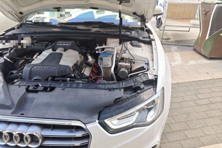 Used Audi S5 2012 S5 3.0T Coupe Engine Bay Left