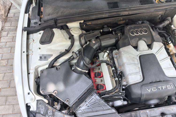 Used Audi S5 2012 S5 3.0T Sportback Engine Bay Right