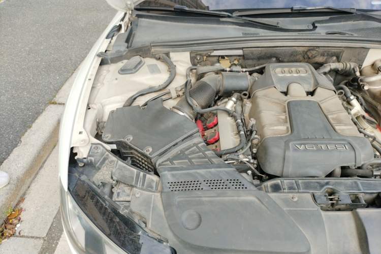 Used Audi S5 2012 S5 3.0T Coupe Engine Bay Right