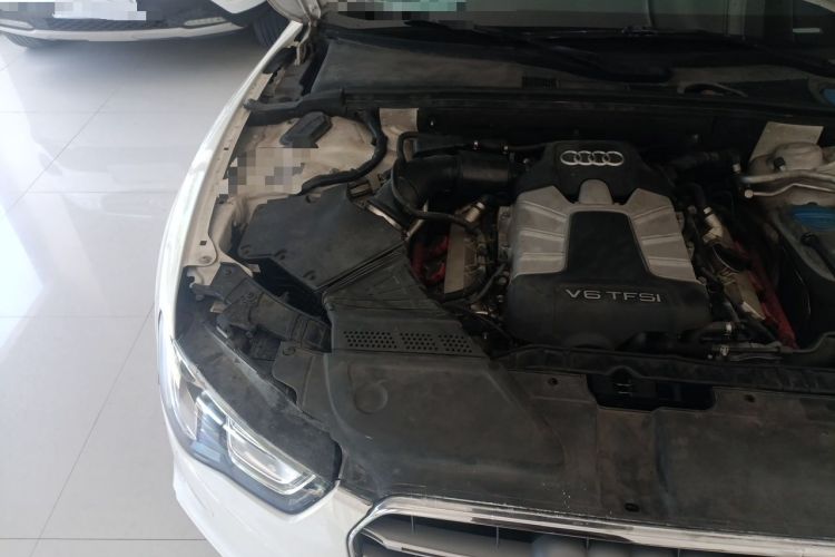 Used Audi S5 2012 S5 3.0T Sportback Engine Bay Right