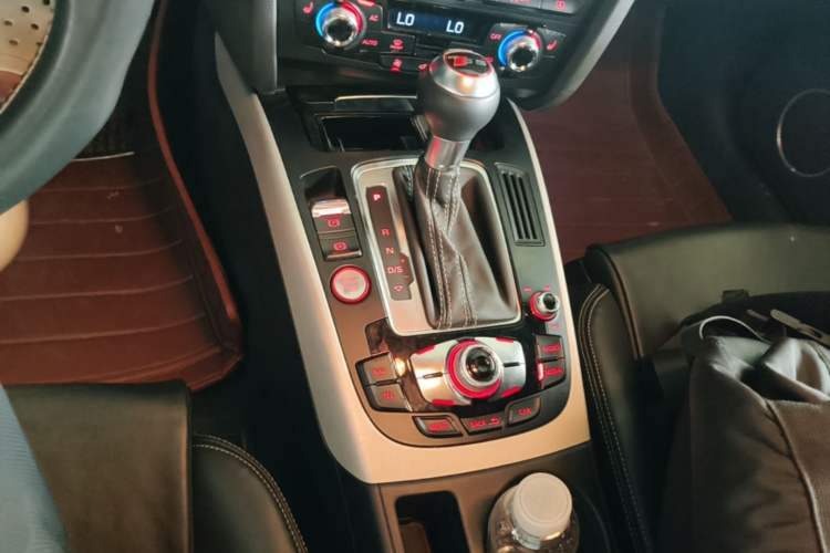 Used Audi S5 2012 S5 3.0T Coupe Gear Lever