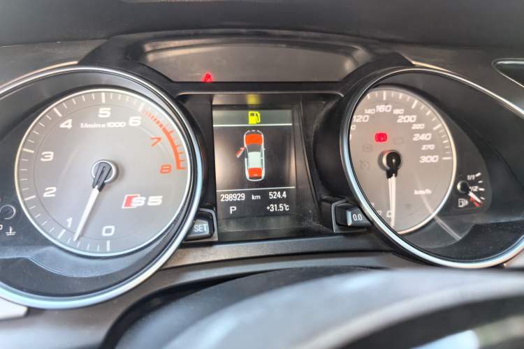 Used Audi S5 2012 S5 3.0T Sportback Instrument Cluster