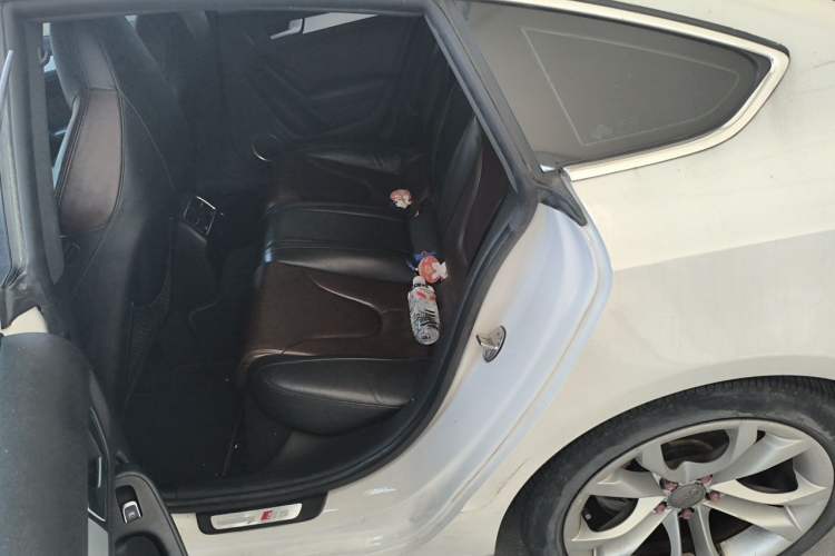 Used Audi S5 2012 S5 3.0T Sportback Left Rear Seat