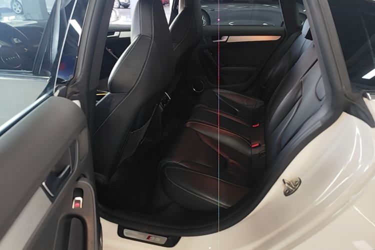 Used Audi S5 2012 S5 3.0T Sportback Left Rear Seat