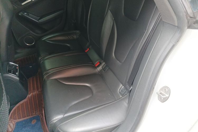 Used Audi S5 2012 S5 3.0T Sportback Left Rear Seat