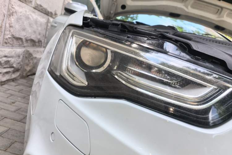 Used Audi S5 2012 S5 3.0T Sportback Right Front Headlight